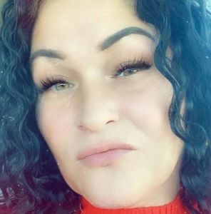 Meet your Posher, Stacy